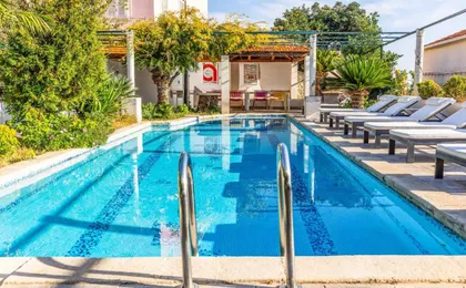 Villa Salt Water
