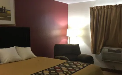 Super 8 by Wyndham New Castle