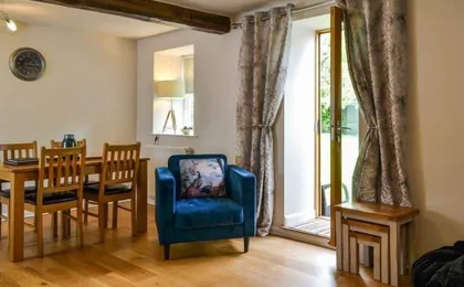 The Old Granary - Holiday Cottage