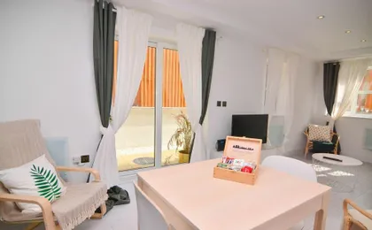 Macarena Wharf Apartments