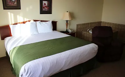The Edgewood Hotel and Suites
