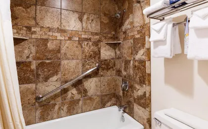 49'Er Inn & Suites