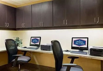 Hampton Inn Chicago Saint Charl