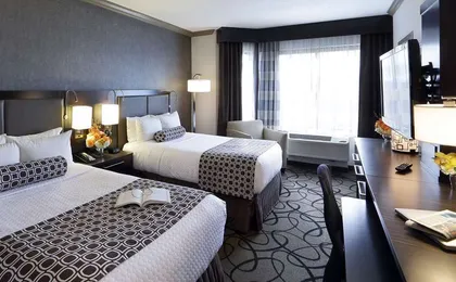 The Verve Hotel Boston Natick, Tapestry Collection by Hilton