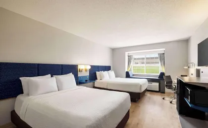 Microtel Inn & Suites by Wyndham New Ulm