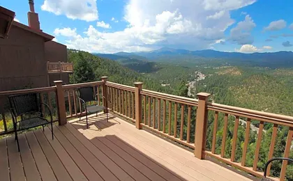 Crowne View Lodges