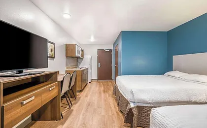 WoodSpring Suites Elgin - Chicago