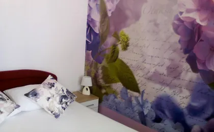 Apartment Yelena Rose West