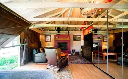 Casa de Henrichs + the Den