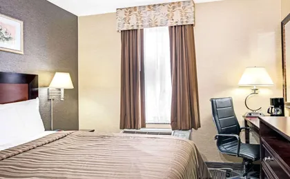 Days Inn by Wyndham Long Island City