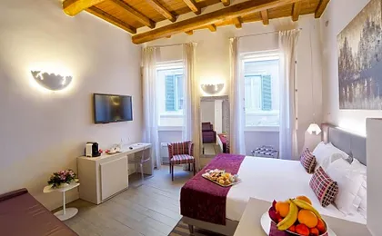 Trevi Palace Luxury Inn
