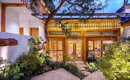 Lijiang Muqian Hotel