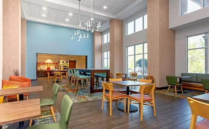 Hampton Inn & Suites DeLand