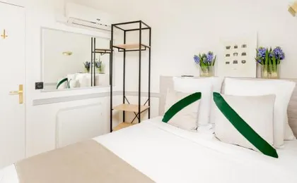 Merveil Luxury Suite Royale II - Saint Honore view