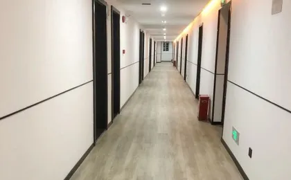 CJIA Apartment Hotel (Shanghai Zhongtan Road Subway Station)