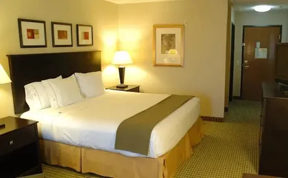 Holiday Inn Express Hotel And Suites Fort Worth/i 20