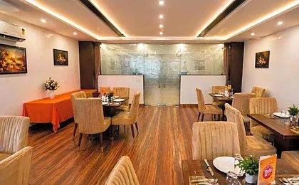 Hotel Kian by JMD Group