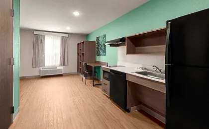 ECHO Suites Extended Stay by Wyndham Houston Pasadena Fwy Pl