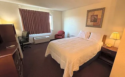 clarion hometown inn