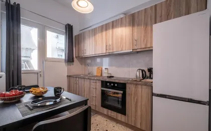 Sokos Residence, 1' Walk From Aghios Ioannis Metro