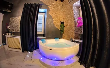 Rhome Luxury suite