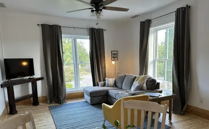 The Cottage at 241 North
