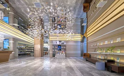 Atour Hotel Wuhan Guanshan Avenue Optics Valley