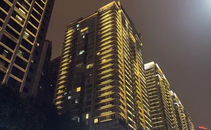 Moon· Guang Jiangjing Guest House (Jiefangbei Hongyadong Branch)