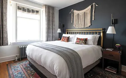 The Armstrong Hotel