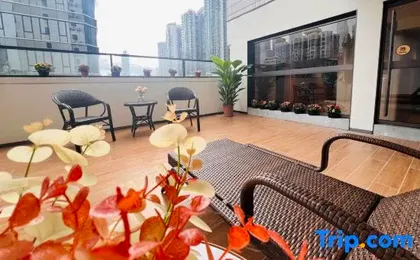 Rezen Grace Hotel Guangzhou · Tianhe Sports Center Taikoo Hui Branch