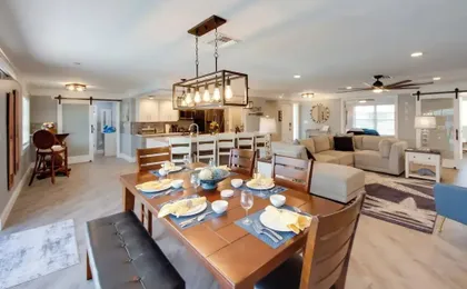 Punta Gorda Getaway w/ Canal Access & Lanai!