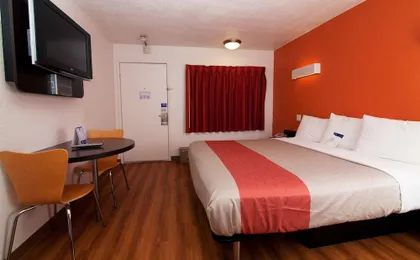 Motel 6 Bremerton