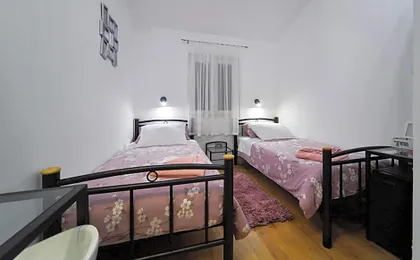 Apartments and Rooms Nekic