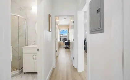 Modern 2Bed 2Bath & parking in Excelsior