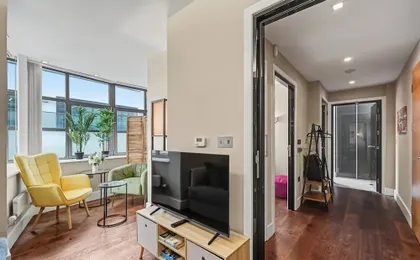 Stylish and Central City Apt With 2 Bathrooms