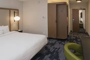Fairfield Inn & Suites by Marriott Lake Geneva