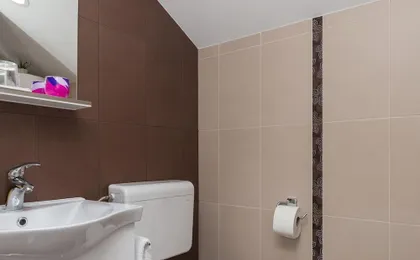 Apartment Cetinic - Two Bedroom Apartment with Terrace And Sea View