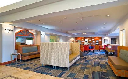 Holiday Inn Express Hotel & Suites Vermillion By IHG