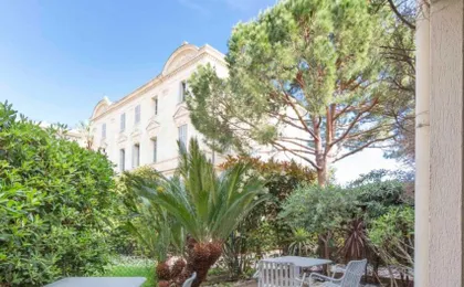 Paradise Cannes Center with Pool And Park Villa Le Lys