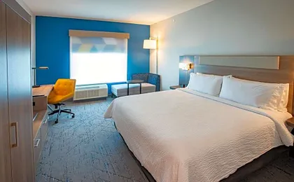 Holiday Inn Express & Suites Pensacola Airport North - I-10 By IHG