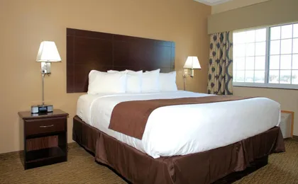 Boulders Inn & Suites - Atlantic