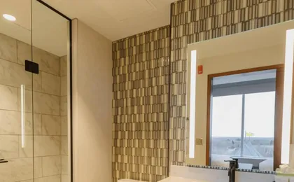 Highpoint Hotel