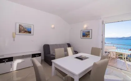 APARTMENT ABA