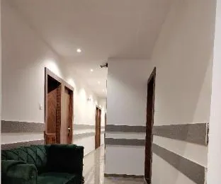 Hotel Grand Executive