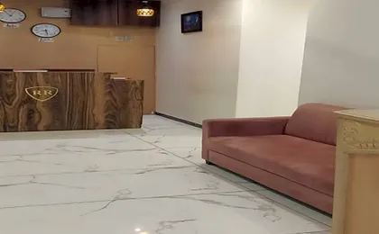 Hotel Raheja Residency