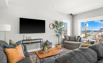 Dragëstil Park Point Aparthōtel | Boutique Collection by Heirloom