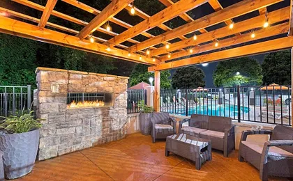 Super 8 by Wyndham Pigeon Forge Dollywood Lane