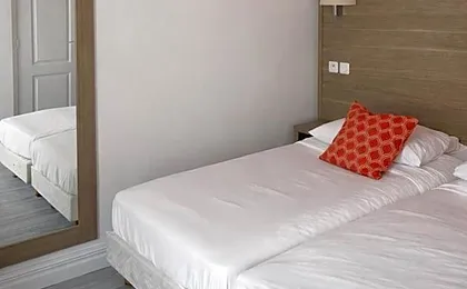 Hotel Montana Paris Lafayette