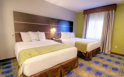 Days Inn & Suites by Wyndham Port Arthur