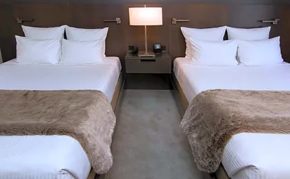 The Benson Portland, Curio Collection by Hilton